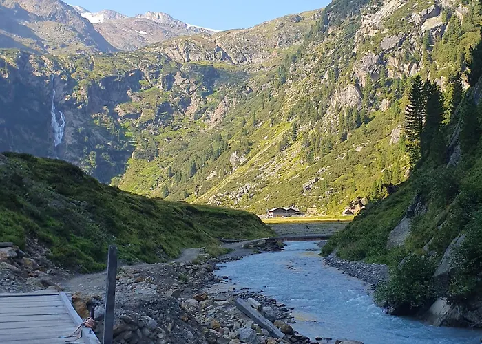 Haus Daniel ניוסטיפט אים סטובאיטל